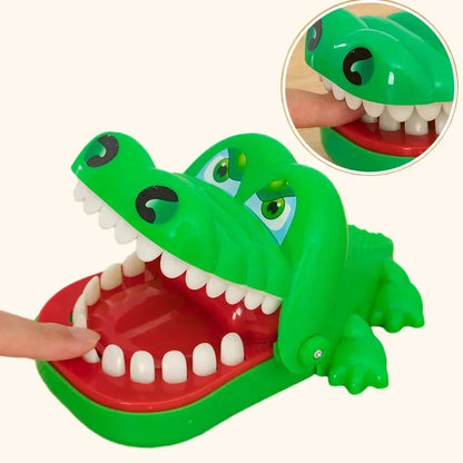 Crocodile fingerspill